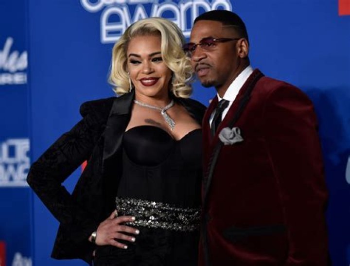 Faith Evans and Stevie J. Marry in Las Vegas Hotel Room
