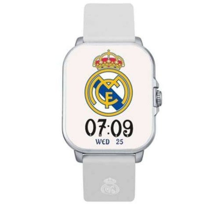 fashion angelalvarez madrid reloj deporte model Repin by https