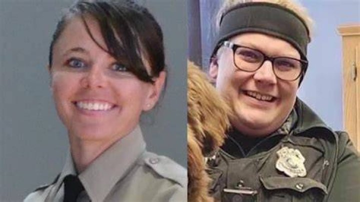 Female officers killed in Wisconsin 'showed ultimate courage,' law