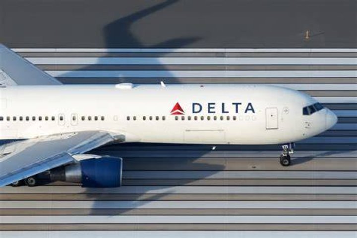 FileDelta Air Lines B767332ER N394DL.jpg Wikimedia Commons