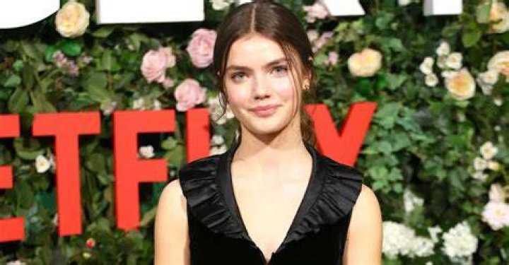 Florence Hunt Wiki 2023 Age, Height & Remarkable Wealth Uncovered!