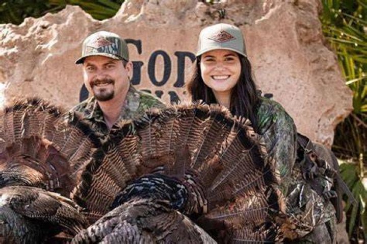 Florida girl, 16, dies after being struck by lightning while hunting
