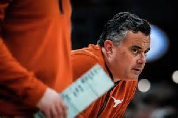 For Arizona’s Sean Miller, success a tribute to family