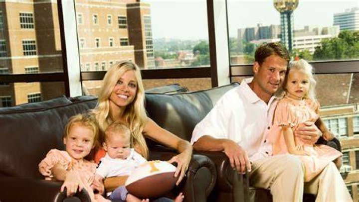 For Layla Kiffin, family wins out over old school ties with Gators