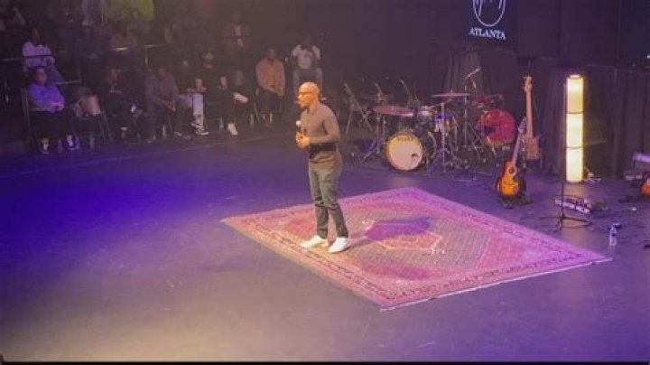 Former Hillsong Atlanta Pastor & His Wife Announce Divorce Over