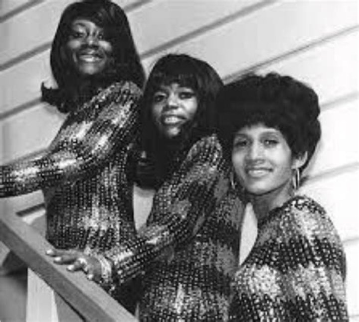Former Ikette Robbie Montgomery talks soul singing and soul food WGNTV