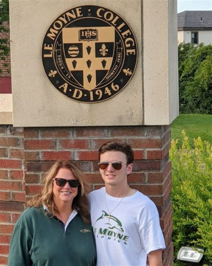Former Le Moyne College star Jim Deshaies takes broadcasting job with