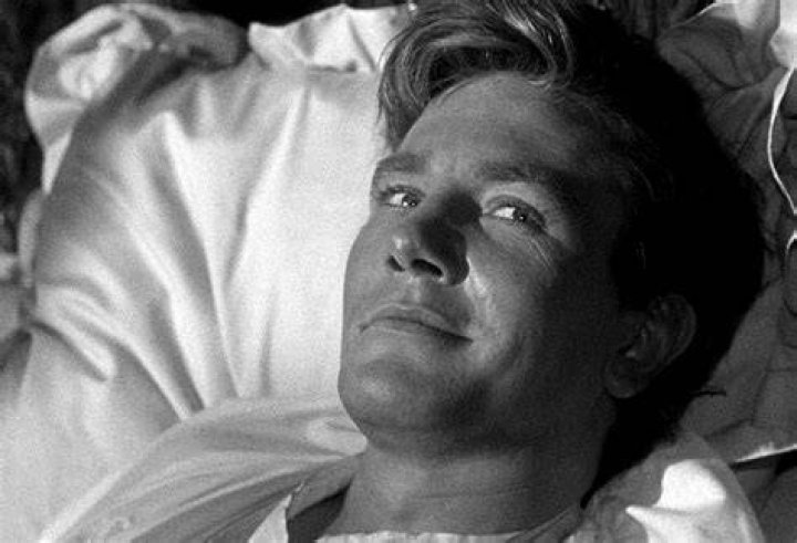 Former RSC actor Albert Finney dies after short illness