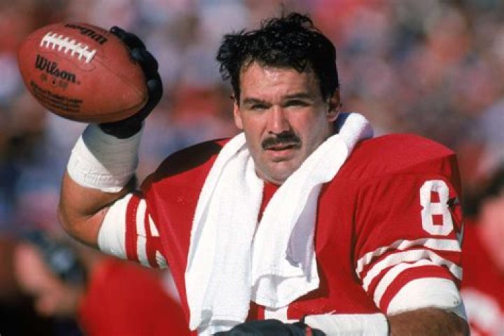 Former tight end Russ Francis killed in plane crash in Lake Placid, New