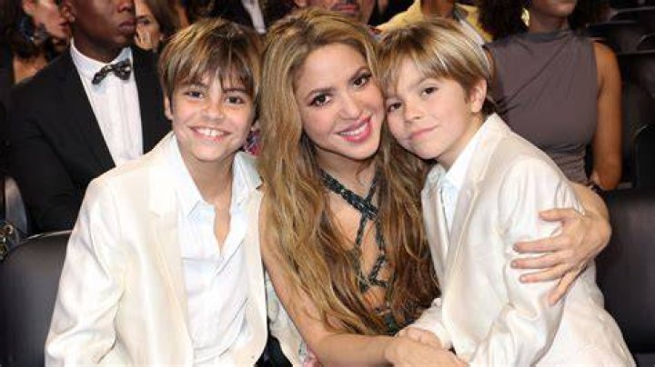 [FOTOS] Shakira y el paso de los a&ntilde;os joven a los 43