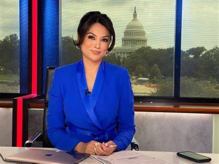 FOX News...Aishah Hasnie hot_reporters