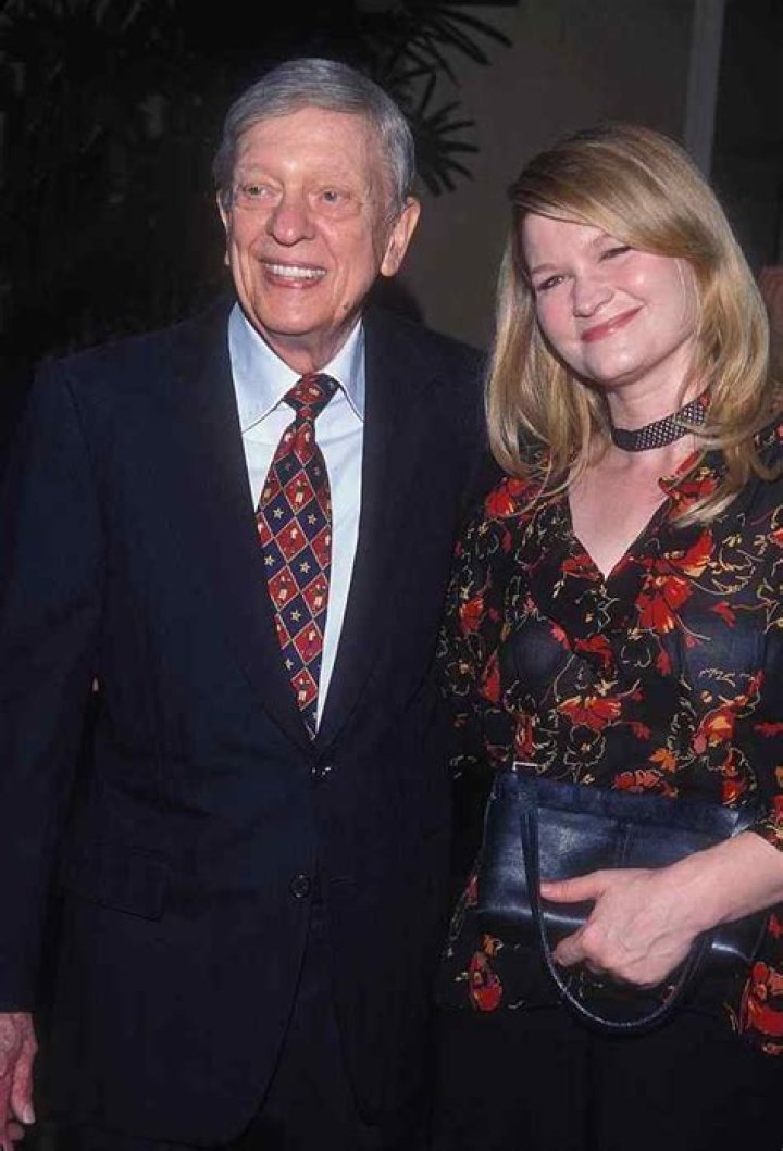 Frances Yarborough Bio, Age, Widow, Nationality, Body Measurement