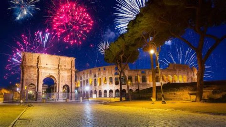 Francesco Totti festeggia il Capodanno a Miami con Noemi Bocchi e le