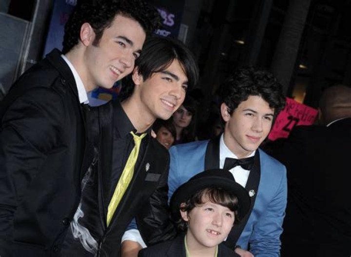 Frankie Jonas photo 4 of 9 pics, wallpaper photo 695002 ThePlace2