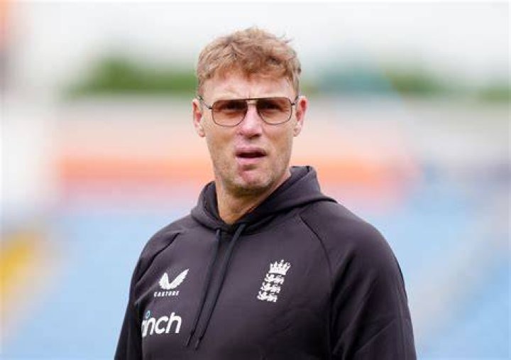 Freddie Flintoff's family beg him to take career break following car