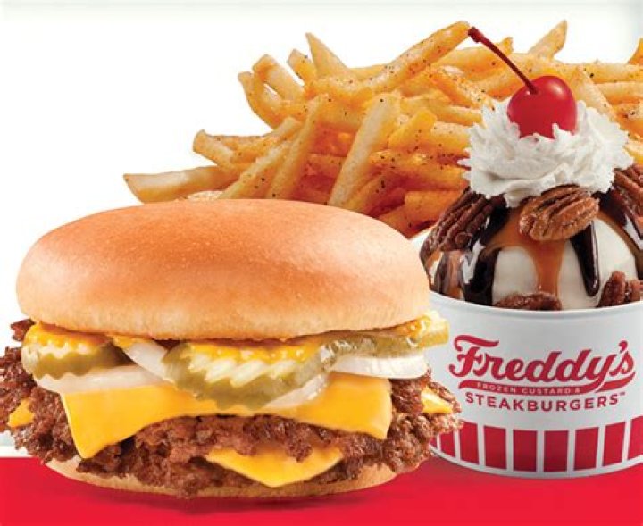 Freddy&rsquo;s Frozen Custard & Steakburgers Announces the Signing of Four