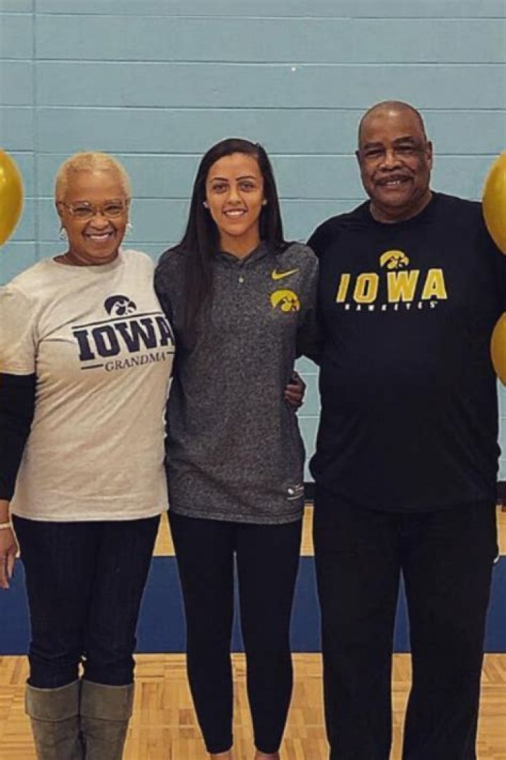 Gabbie Marshall Parents Father Ernest And Mother Marne Marshall