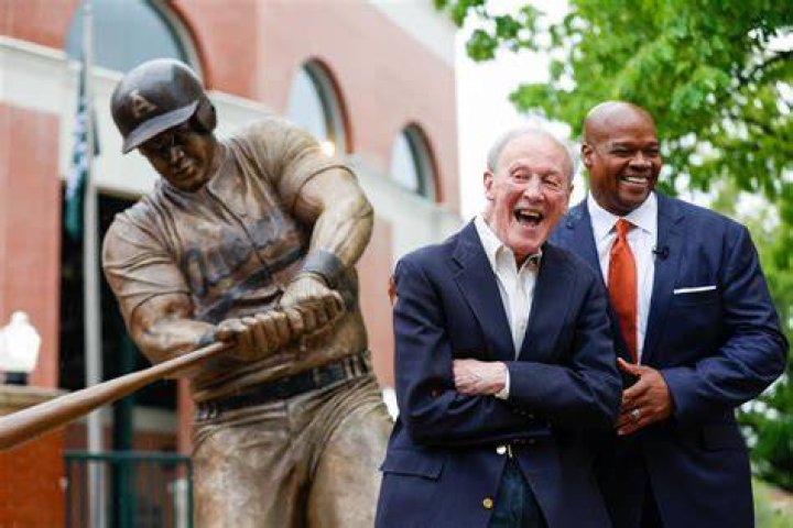 GALLERY Auburn unveils statue of baseball legend Frank Thomas BVM Sports