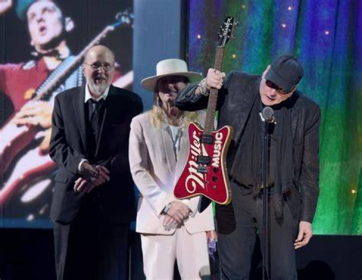 GALLERY Rick Nielsen and His Wild Guitars