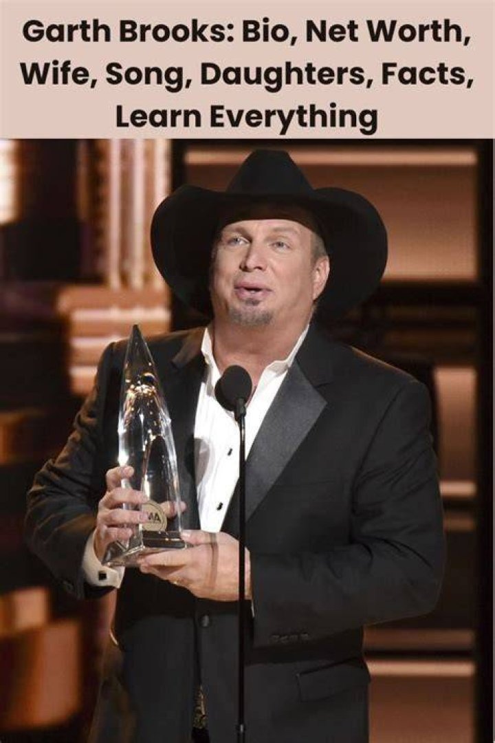 Garth Brooks Bio, Net Worth, Songs, Albums, Tour, Married, Wife