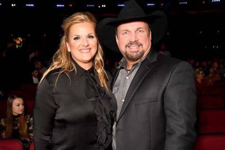 Garth Brooks Net Worth, Age, Height, Weight, Awards, and Achievements