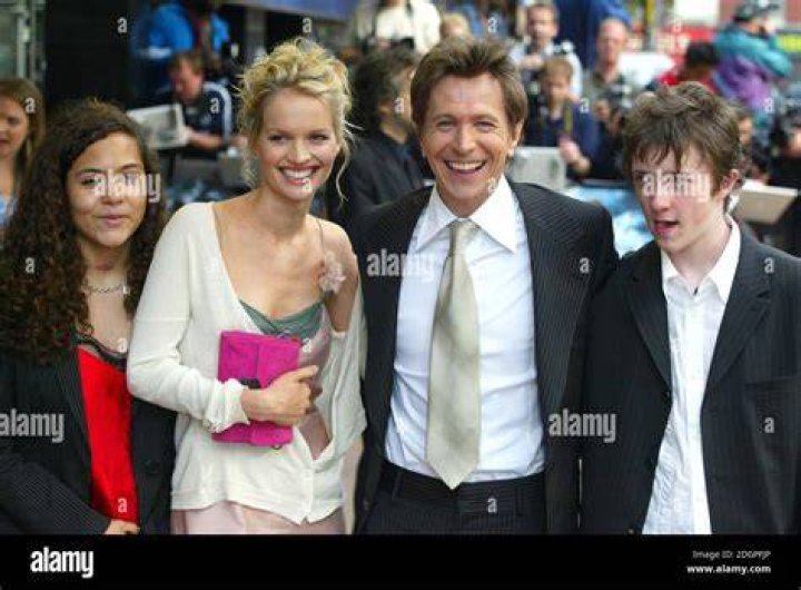 Gary Oldman Kids & Family 5 Fast Facts You Need to Know