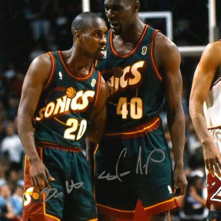 Gary Payton and Shawn Kemp Reunite to Watch Sons Play College santos