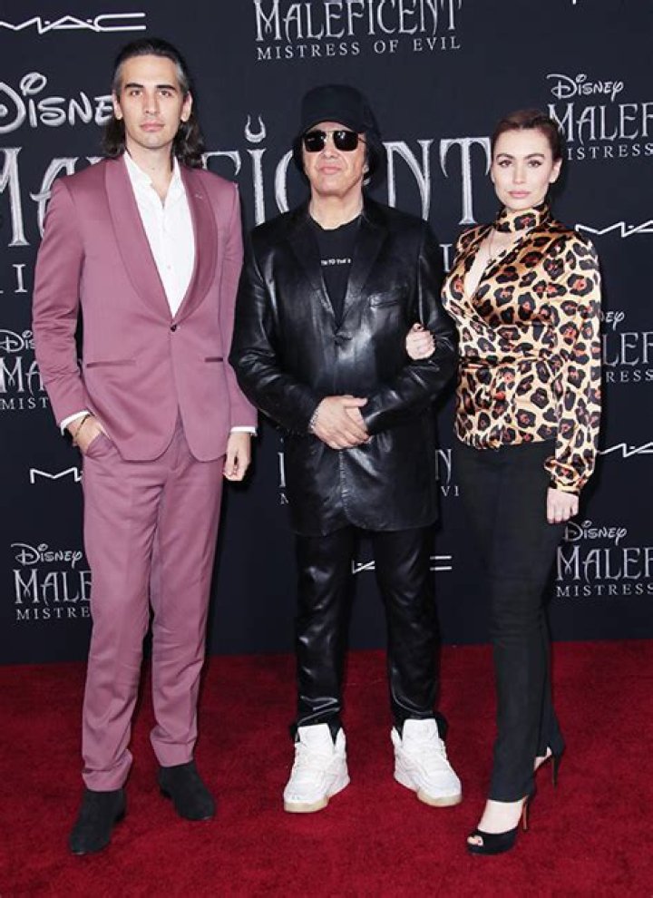 Gene Simmons Kids Meet the Kiss Frontman's 2 Children