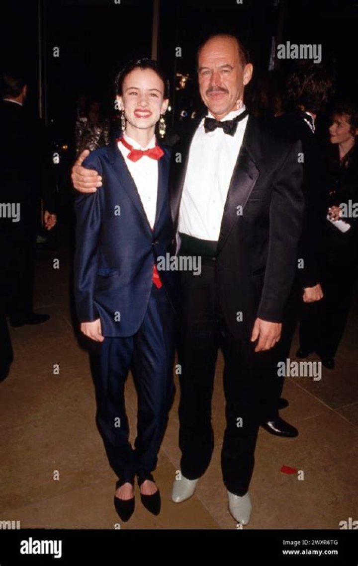 Geoffrey Lewis dead Juliette Lewis' father, actor in Clint Eastwood