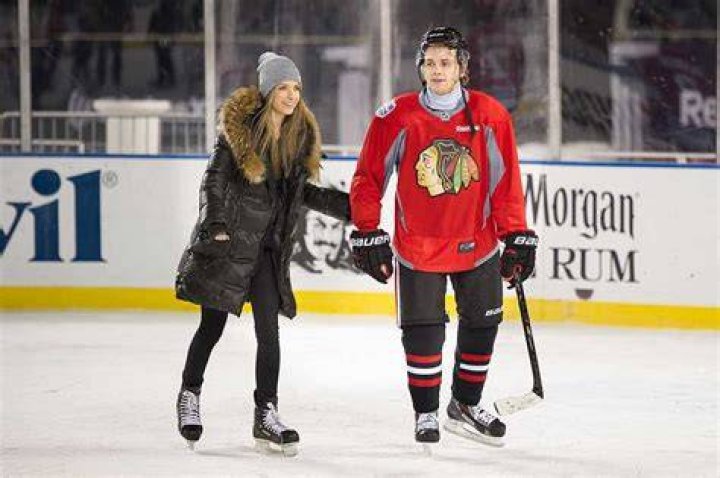 Get to know Amanda Grahovec All about Patrick Kane’s girlfriend