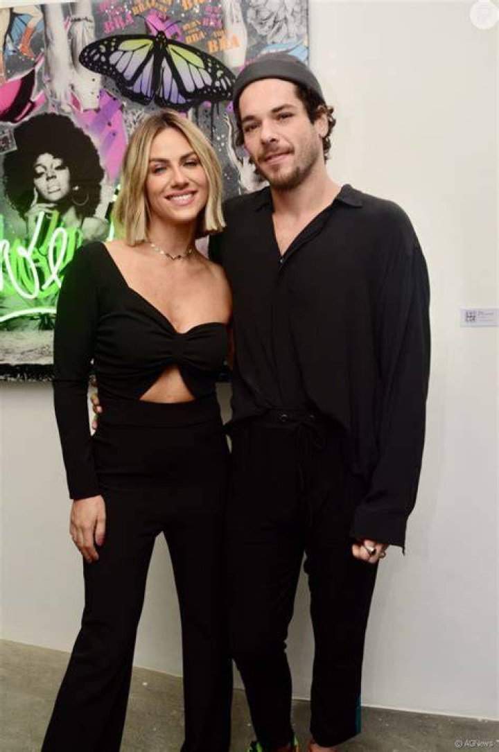 Gian Luca Ewbank, irm&atilde;o de Giovanna Ewbank, se derrete por Titi