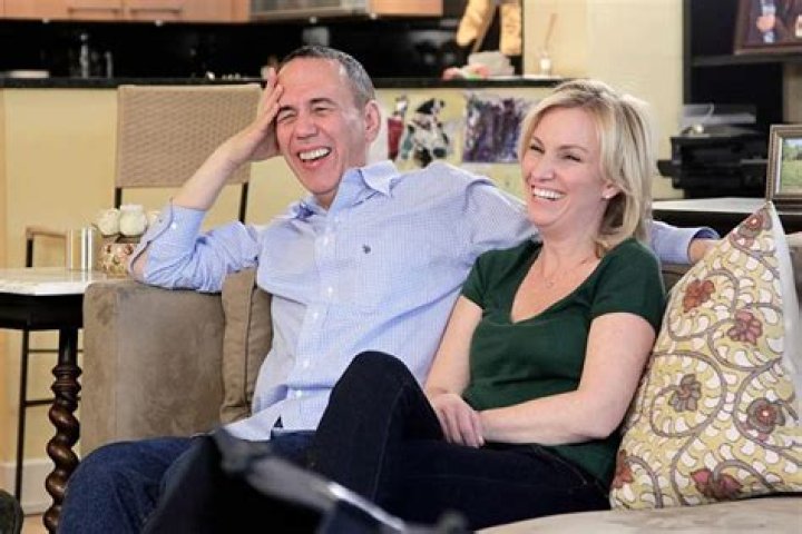 Gilbert Gottfried’s widow Dara speaks at comedian's funeral