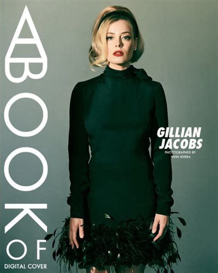 Gillian Jacobs on The Queen of Code, Talks Female Empowerment, Shonda