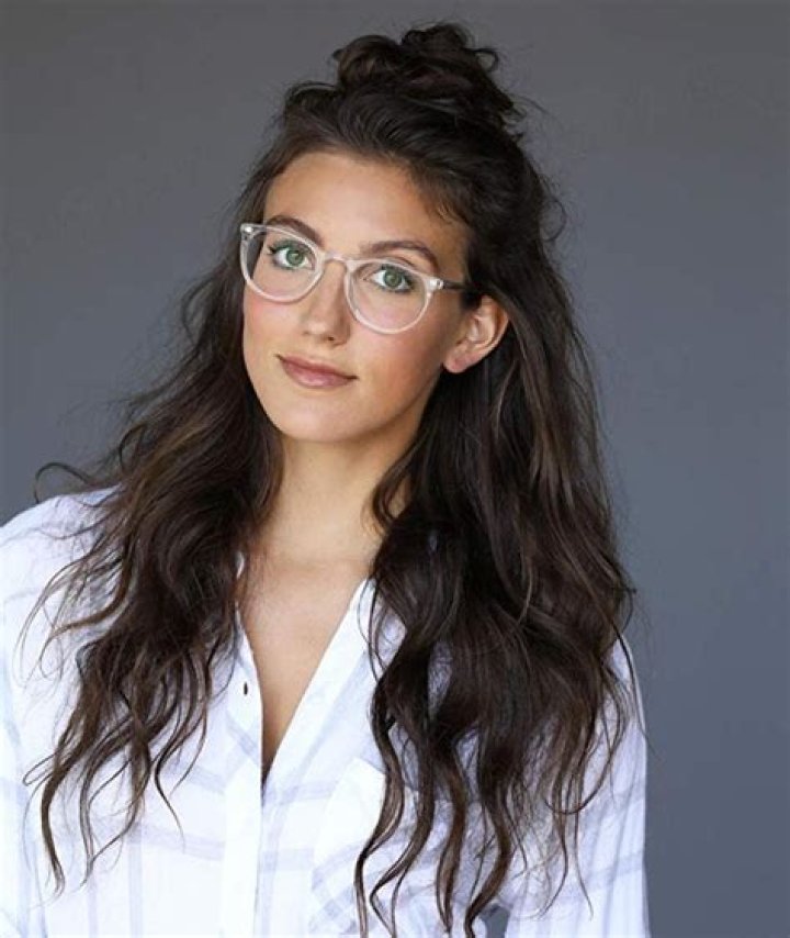 Gina Vitori Movies, Bio and Lists on MUBI