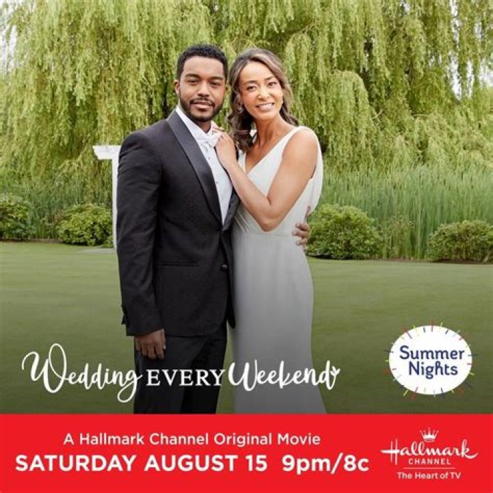 Ginny (Brandi Alexander) and Greg (Jaime M. Callica) tie the knot in