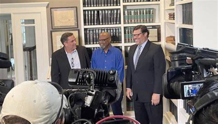 Glynn Simmons freed Glynn Simmons freed