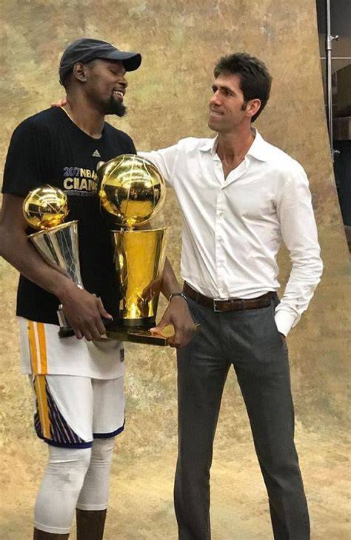 Golden State Warriors clench NBA Championship KevinDurant named Bill