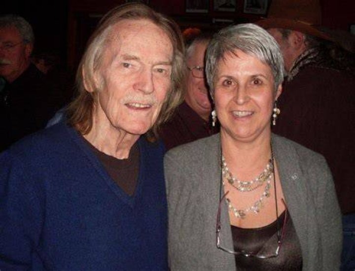 Gordon Lightfoot Wife Elizabeth Moon / Gordon Lightfoot Net Worth