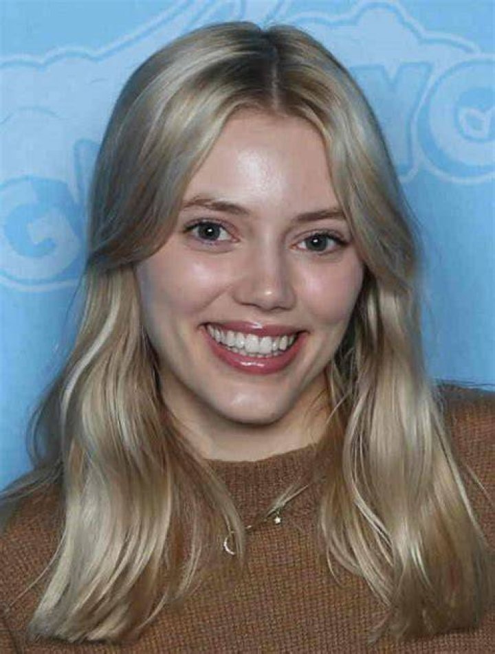 Grace Van Dien Wiki, Biography, Age, Net Worth, Parents, Height