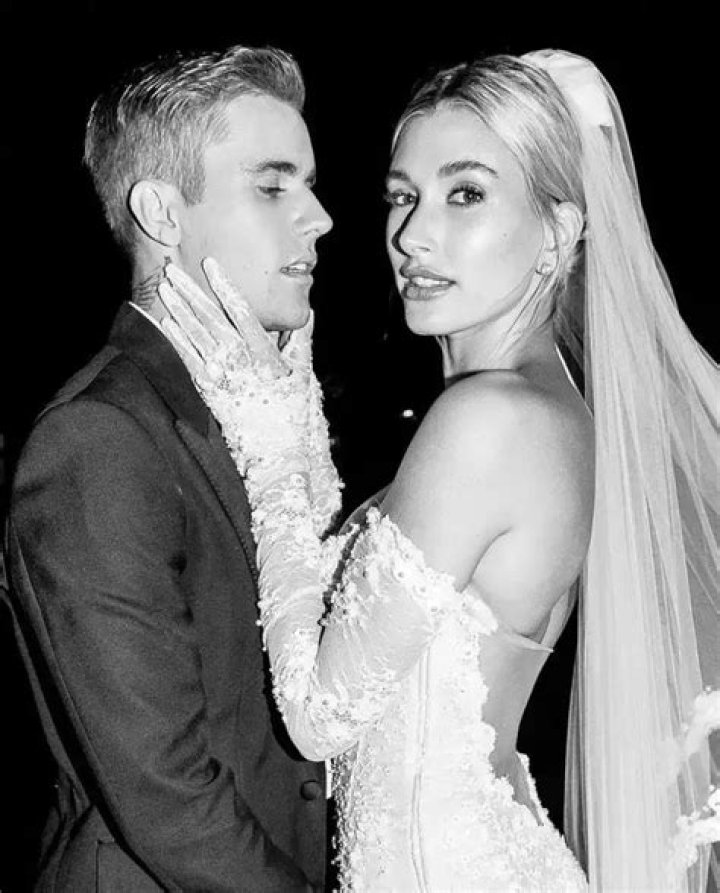 Hailey Baldwin Bieber's Height, Weight, Measurements & More