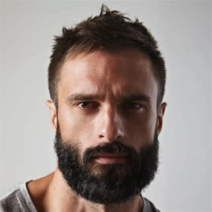 Haircuts That Go With Beards