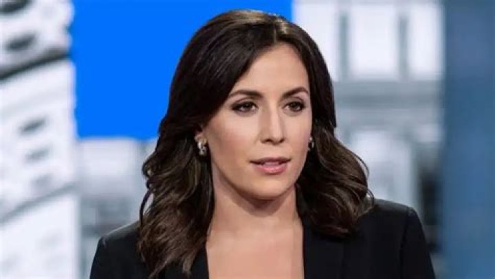 Hallie Jackson (NBC) Wiki, Age, Height, Spouse, Baby, Salary, Net Worth