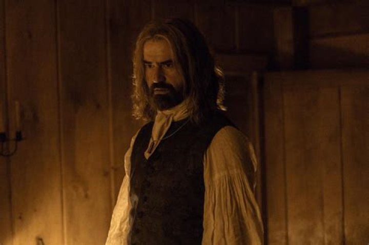 Hamish Linklater