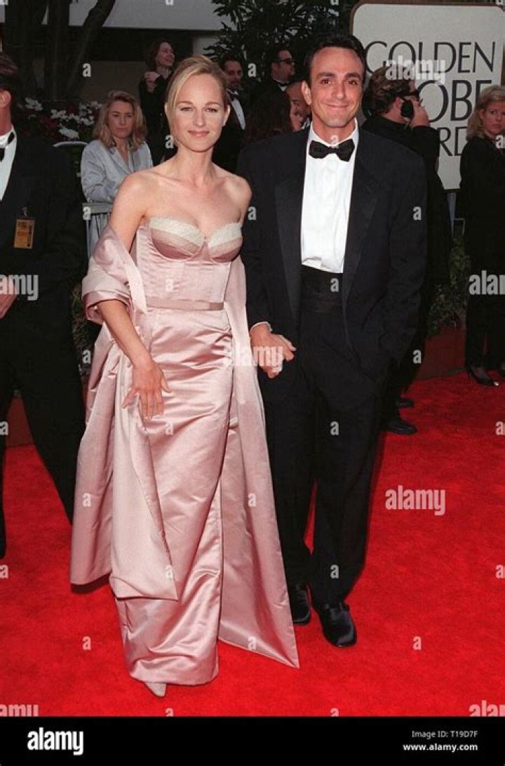Hank Azaria and Helen Hunt were married from 1999 to 2000, but in