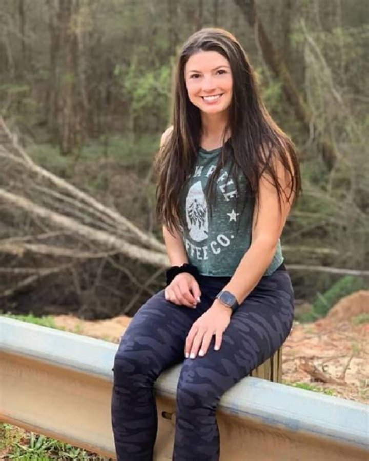 Hannah Barron Biography, Wiki, Age, Height, Net Worth, Life Story