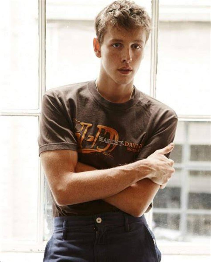Harris Dickinson Harris Dickinson