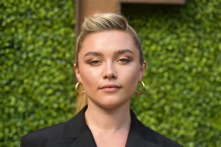Has Florence Pugh had Plastic Surgery? Body Measurements, Nose Job