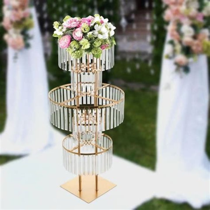 Hauser & Worthwedding40 A Tall Long Legged Bird