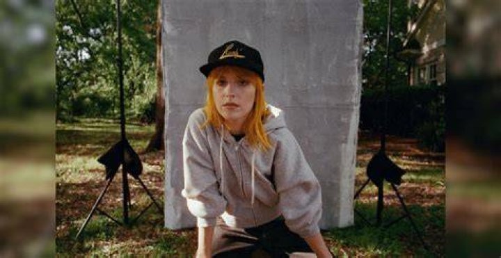Hayley Williams Releases 'Petals For Armor II' KROX Austin, TX