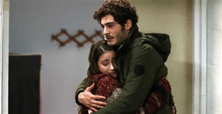 Hazal Kaya, Burak Deniz Turkish Women Beautiful, Turkish Beauty, Cute
